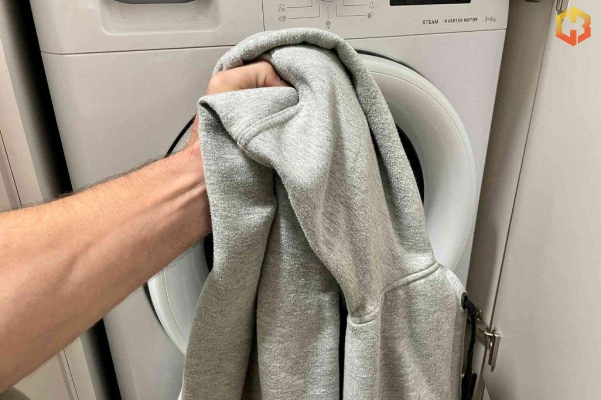 Can Hoodies Be Washed in a Washing Machine 3