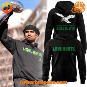 The Philadelphia Eagles Love Hurts Hoodie combines softness, style, and a perfect fit for any occasion.